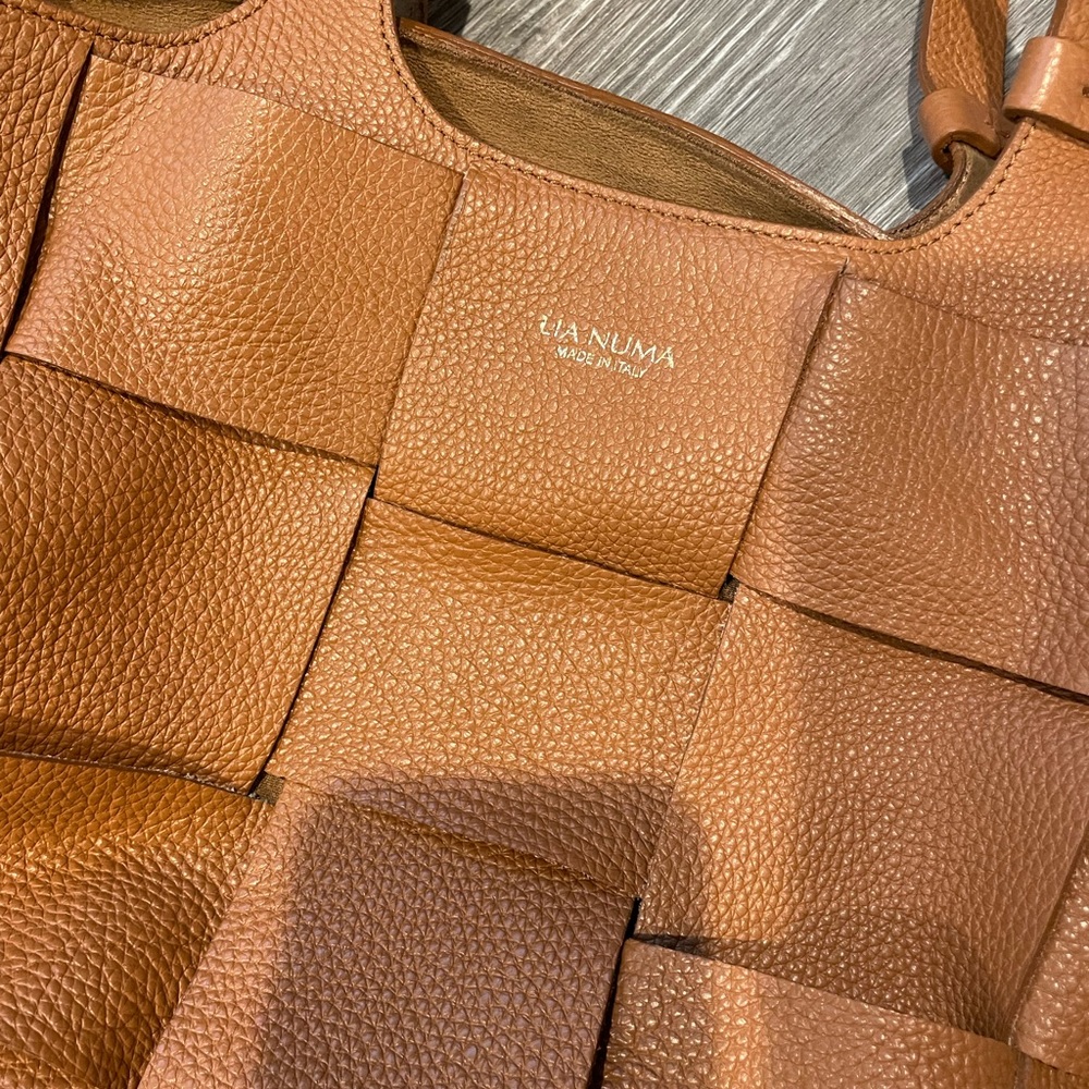 Lia Numa Woven Purse